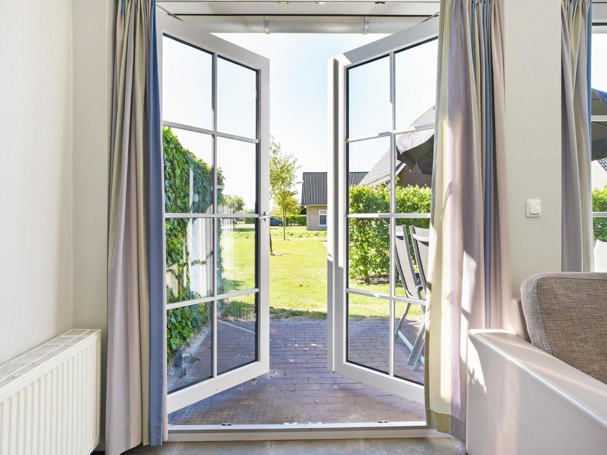 Vakantiehuis With Sauna, 700 M From The Nieuwvliet