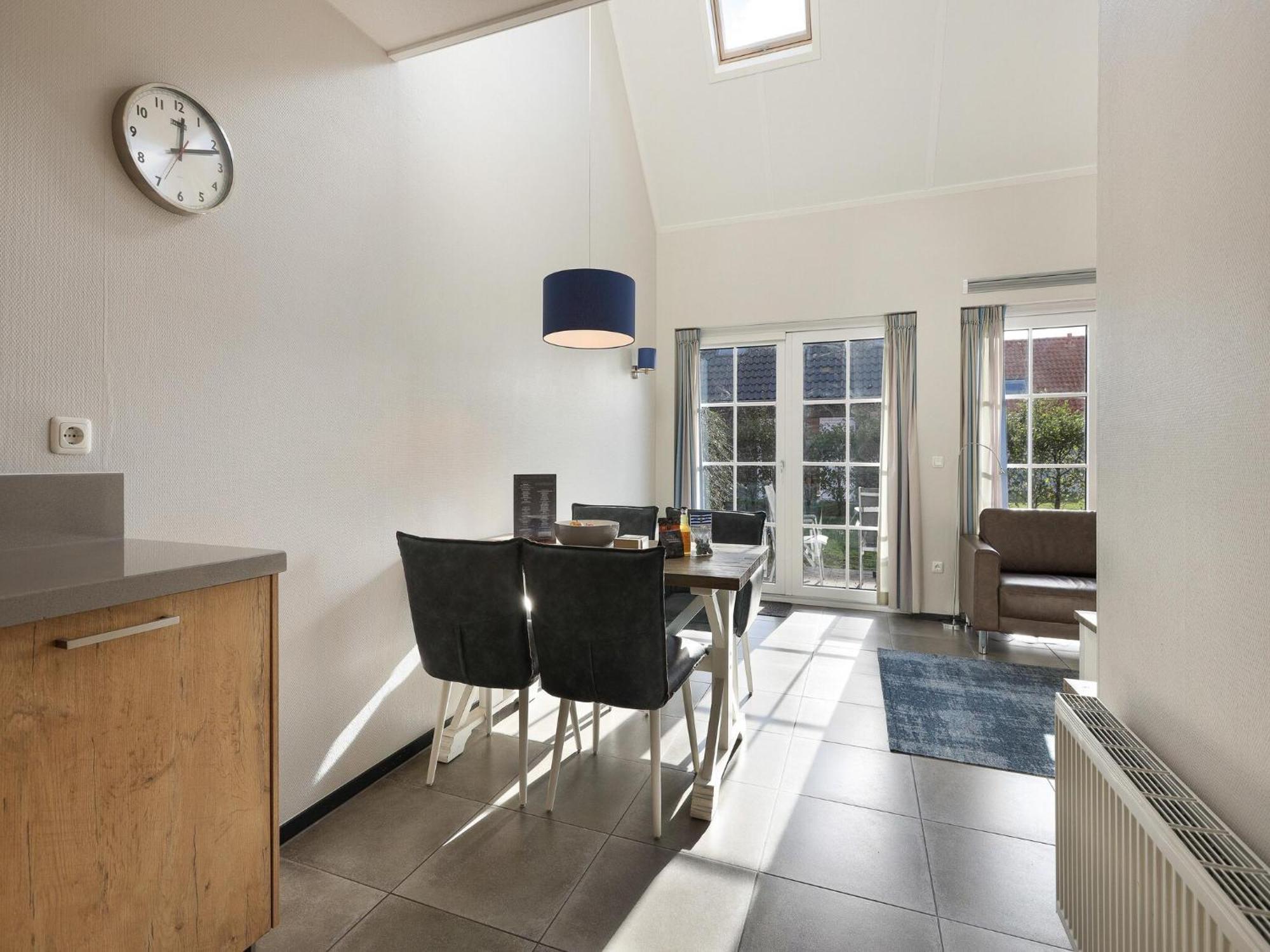 With Sauna, 700 M From The Vakantiehuis Nieuwvliet